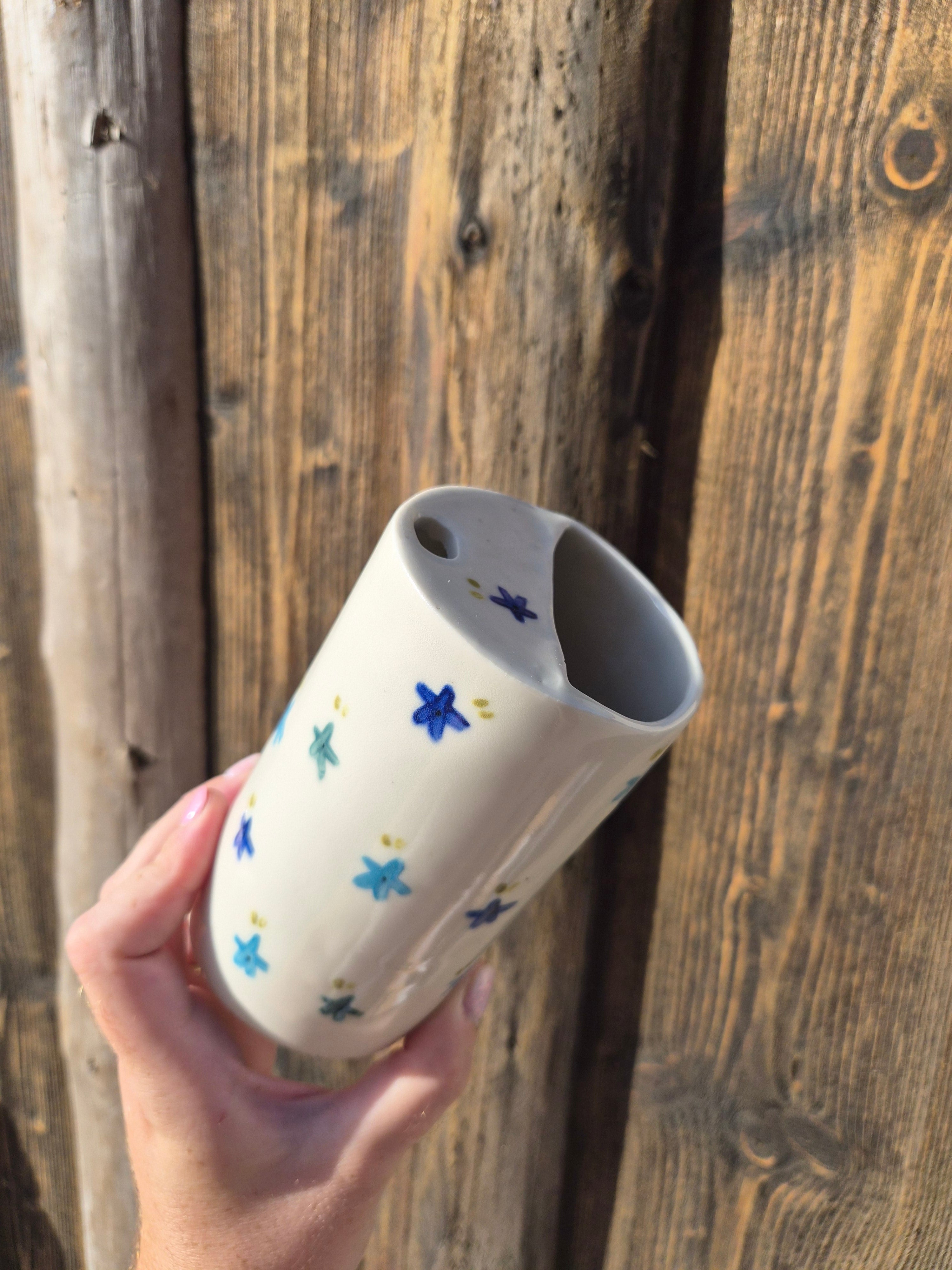 Travel cup unique